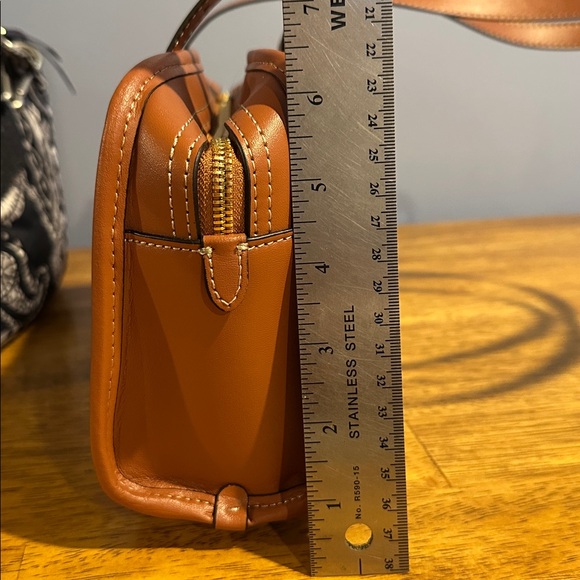 coach inspired swing zip bag - Picture 6 of 7